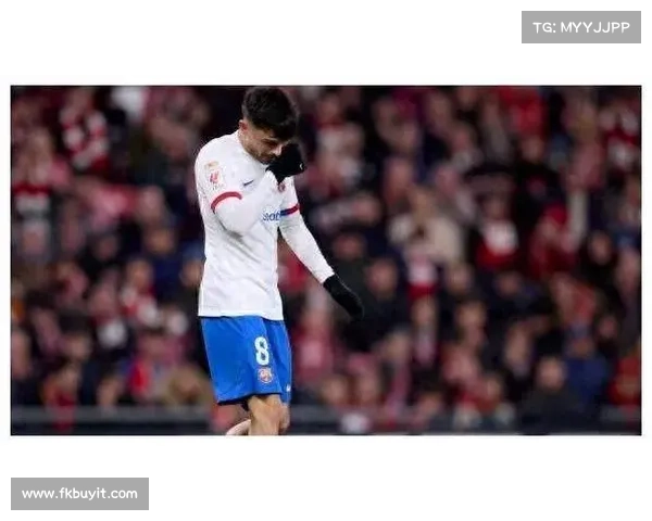 巴萨深陷困境佩德里超负荷出战引发长期伤病隐忧